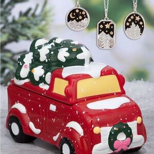 ❤️3/$15🩷Charmed Aroma Holiday Truck Candle - Nature Mountain Tree on Truck